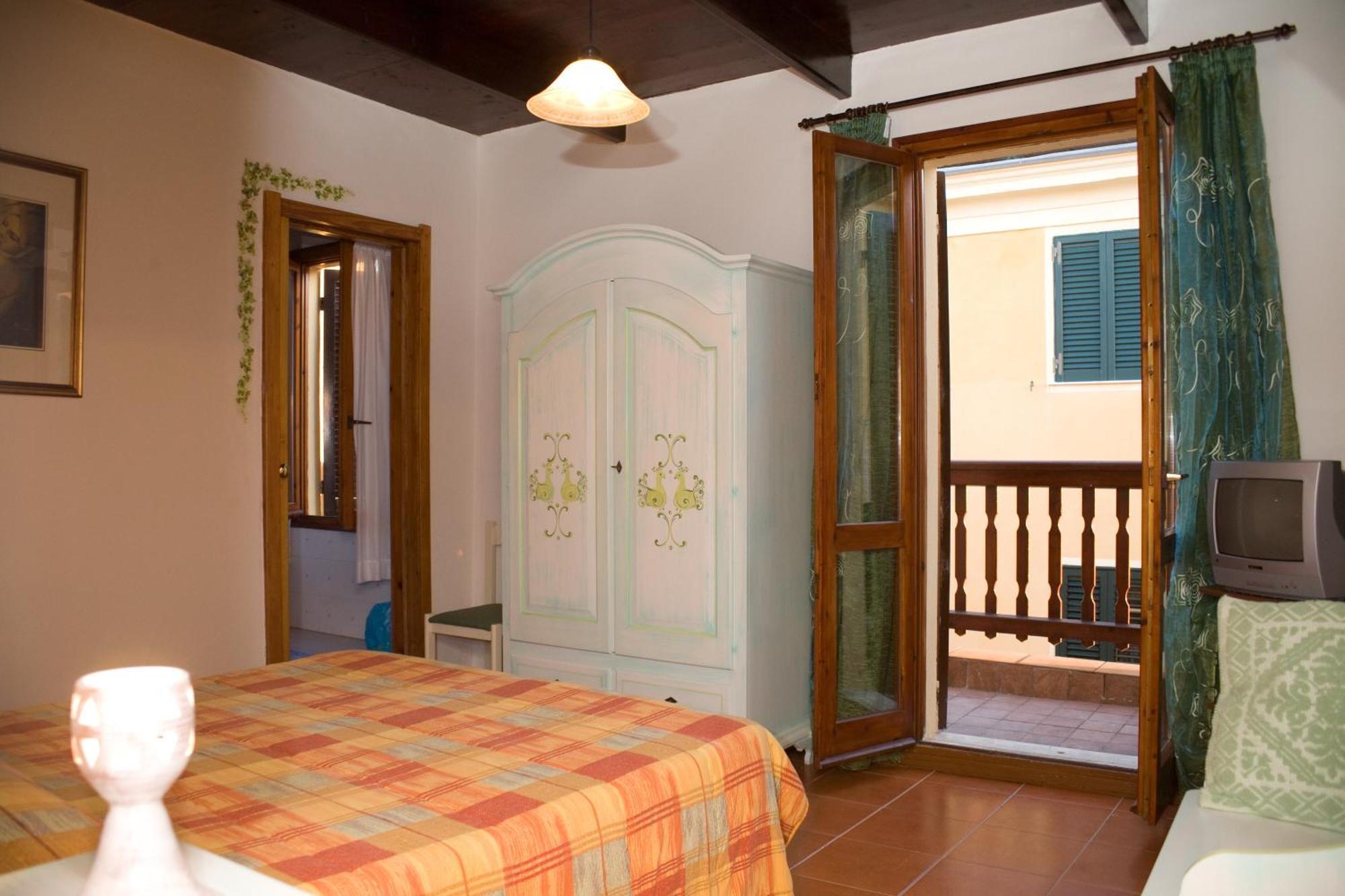 B&B Vecchia Альгеро Экстерьер фото