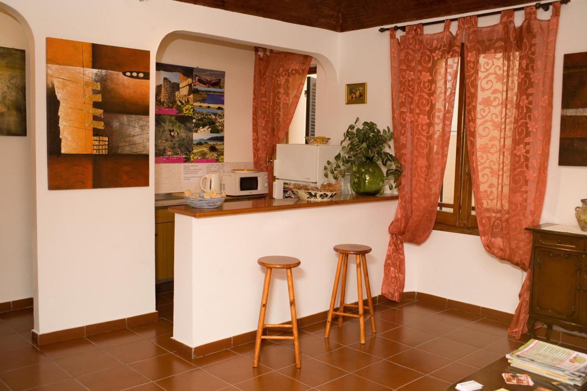 B&B Vecchia Альгеро Экстерьер фото