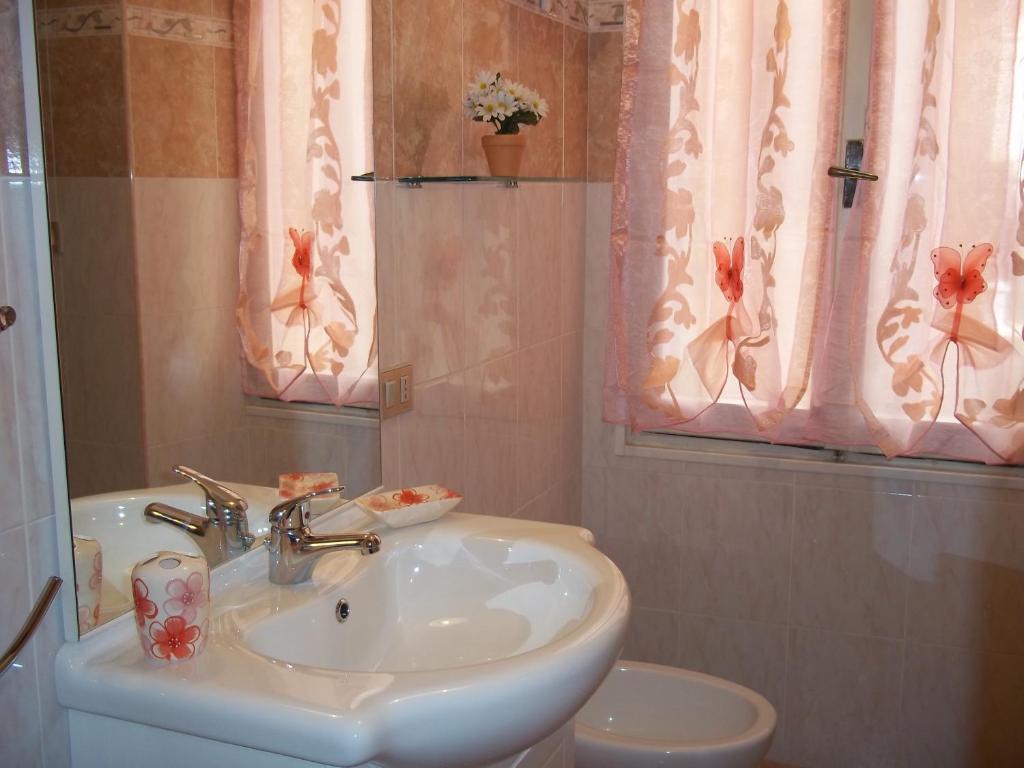 B&B Vecchia Альгеро Экстерьер фото